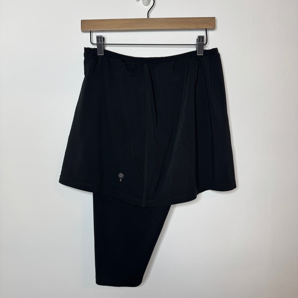 Modest Swim Skirt and Knee Shorts Black